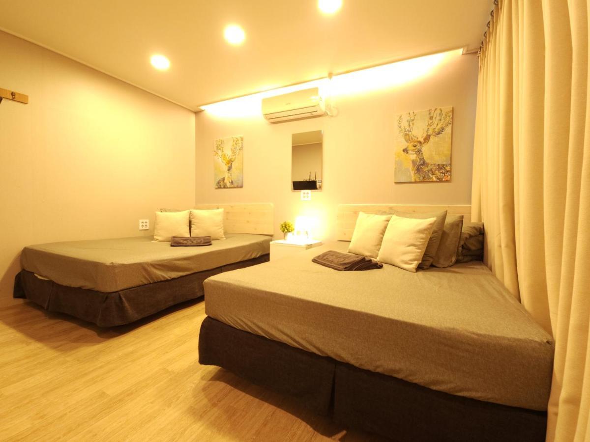 Oyo Hostel Myeongdong 1 Seoul Exterior photo