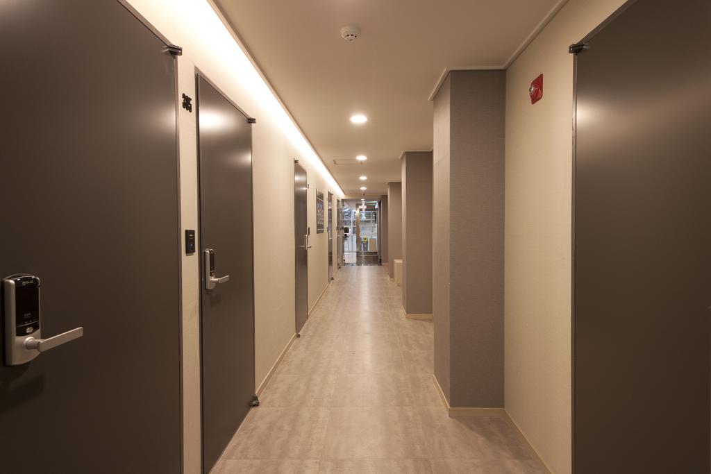 Oyo Hostel Myeongdong 1 Seoul Exterior photo